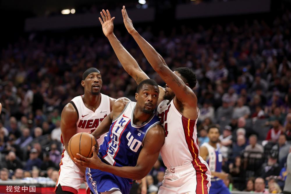 巴萨新签小将谢尔菲：训练里几乎没有身体对抗，球始终在流动.